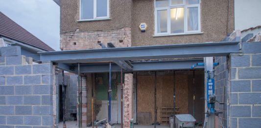 Een aanbouw laten plaatsen, welke opties zijn er? aanbouw