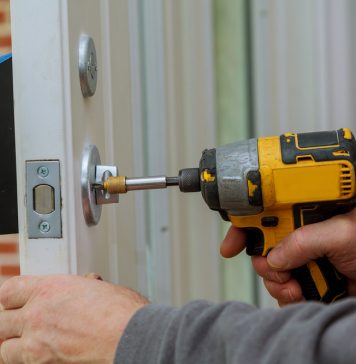 Sloten vervangen sloten vervangen